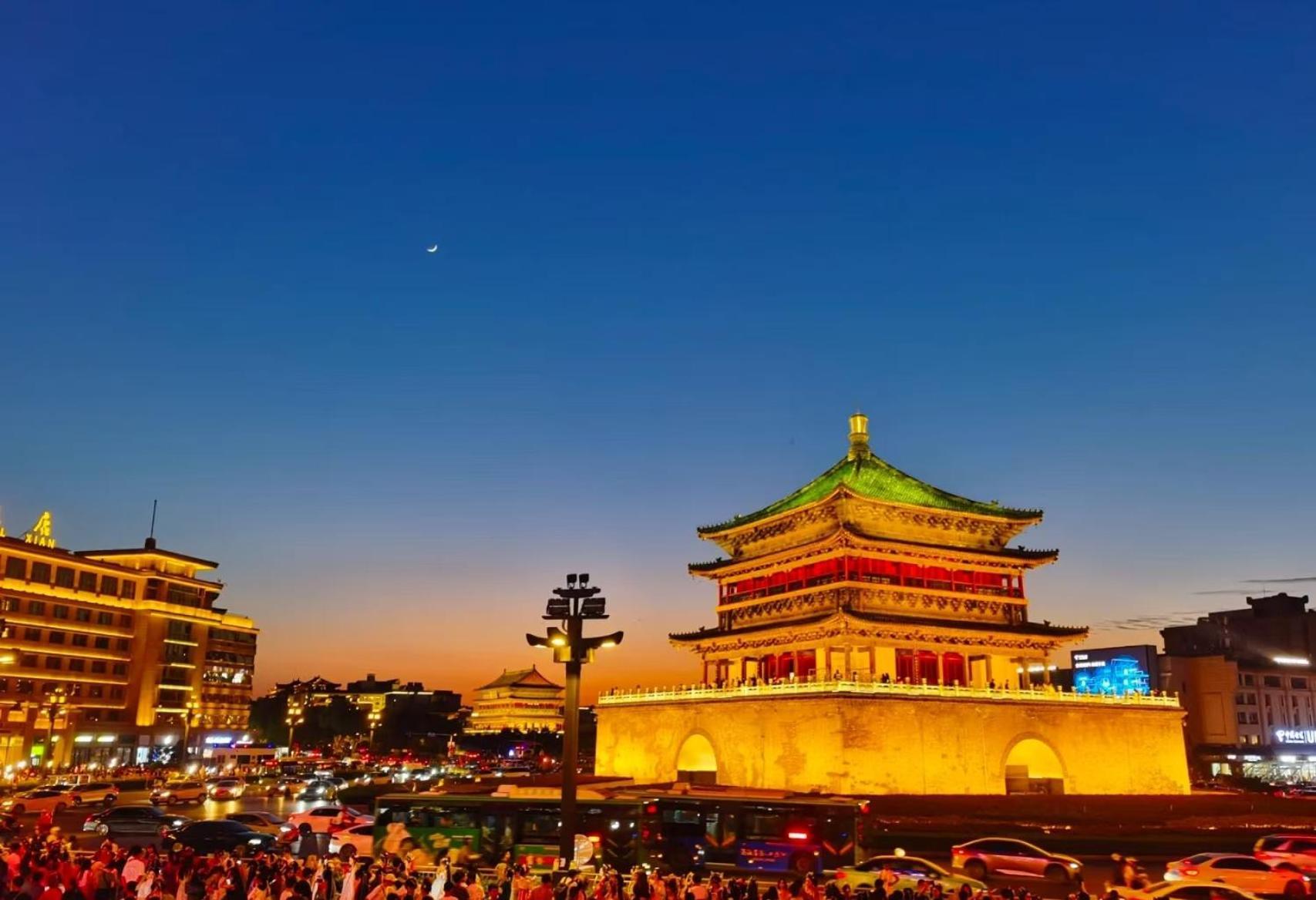 Campanile Xi'An Bell Tower Huimin Street Hotel Exterior photo